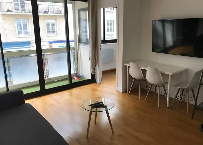 6p Balcon/ Moderne Hyper Centre Кан