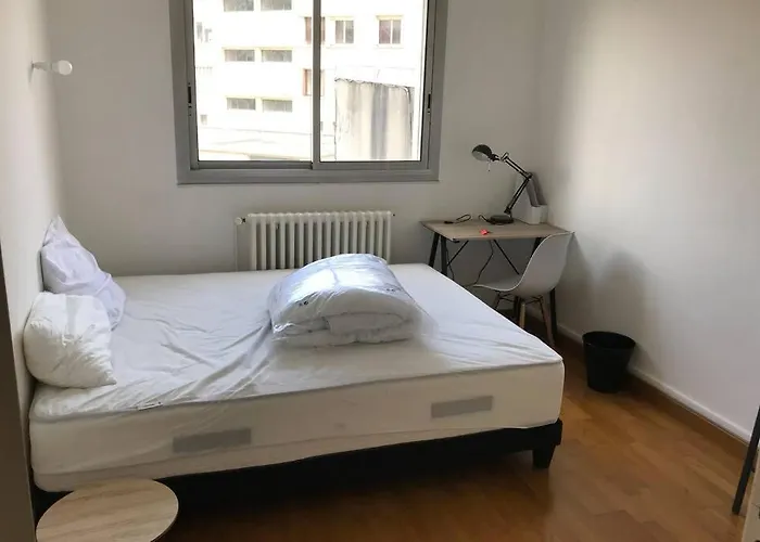 6p Balcon/ Moderne Hyper Centre *